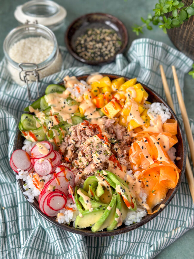 recept Poké bowl met pittige tonijn © bettyskitchen.nl