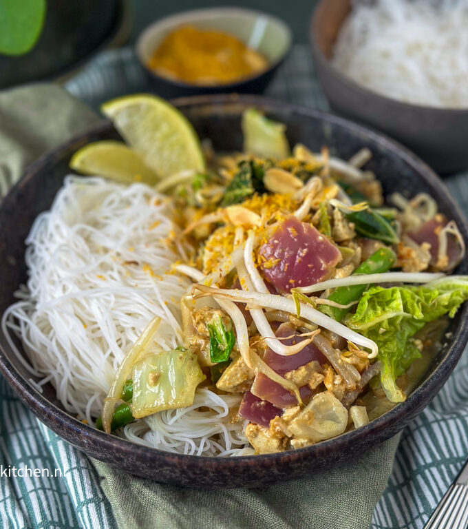recept thaise groene curry met tofu en noodles © bettyskitchen
