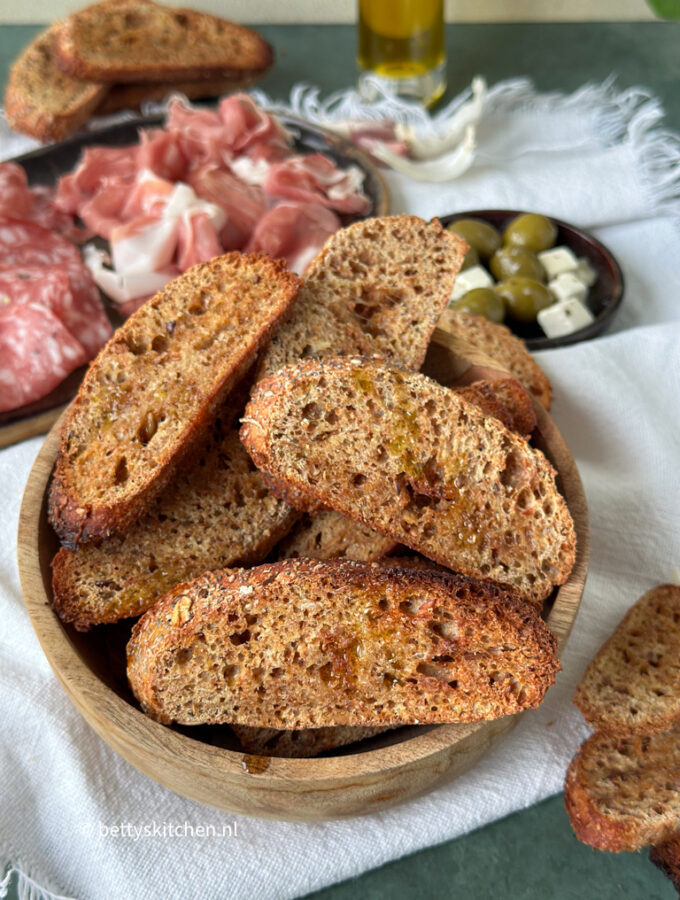 recept zelf crostini en bruschetta maken © bettyskitchen.nl