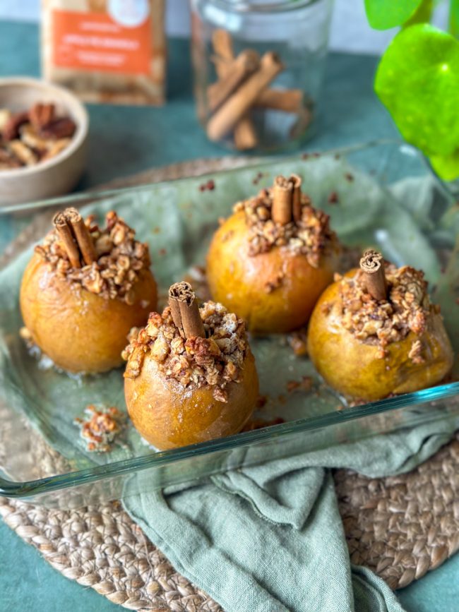 recept gevulde appels uit de oven met granola © bettyskitchen.nl