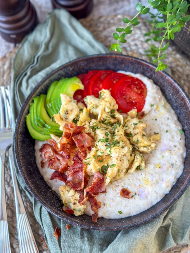 recept bacon & eggs havermout ontbijt © bettyskitchen.nl