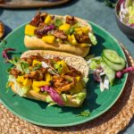recept caribisch broodje met kip en mango © bettyskitchen.nl
