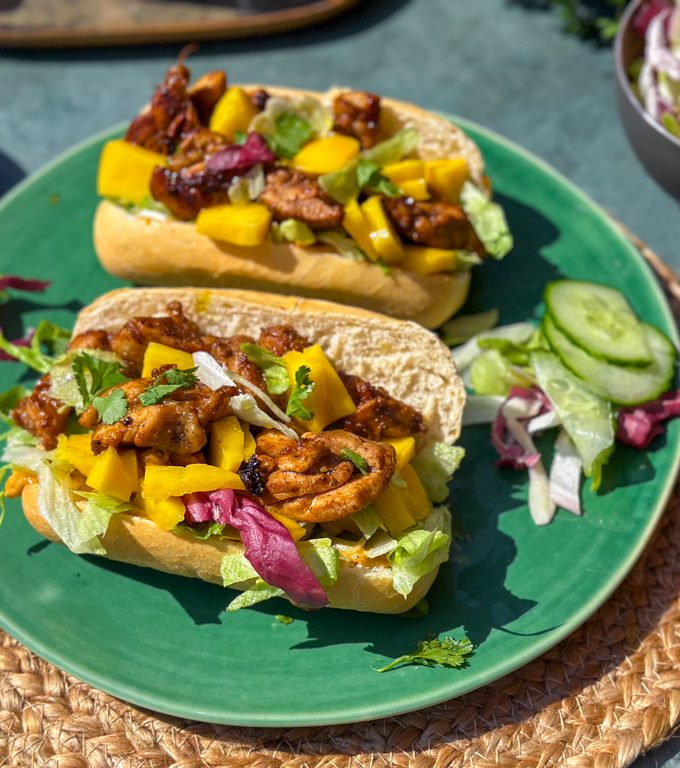 recept caribisch broodje met kip en mango © bettyskitchen.nl