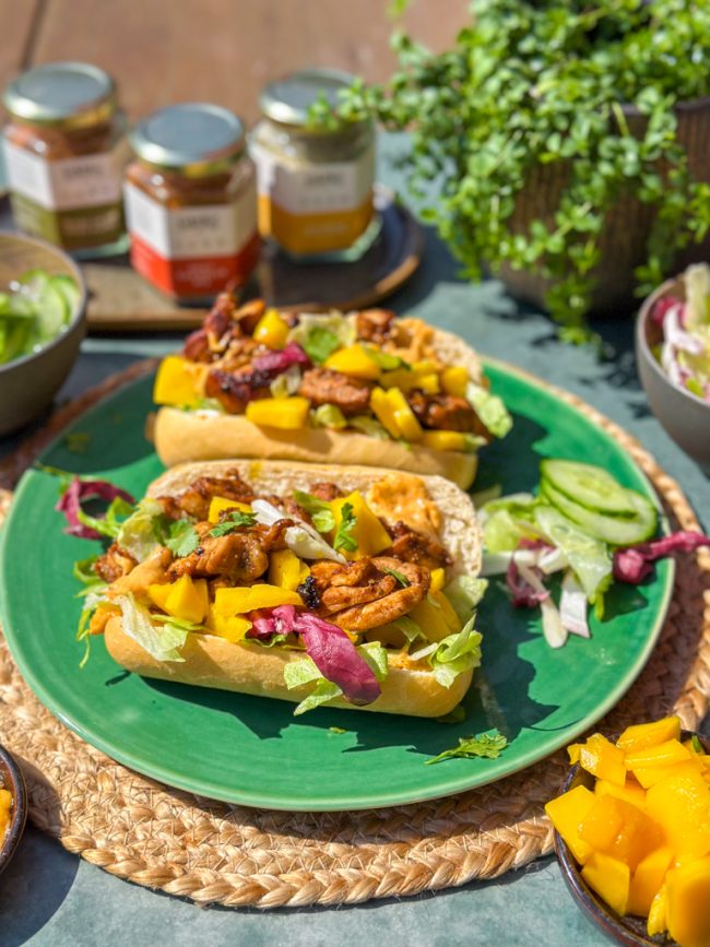 recept caribisch broodje met kip en mango © bettyskitchen.nl