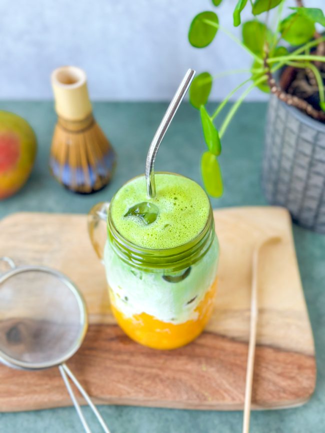 recept mango matcha iced latte © bettyskitchen.nl