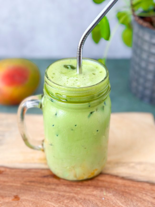 recept mango matcha iced latte © bettyskitchen.nl