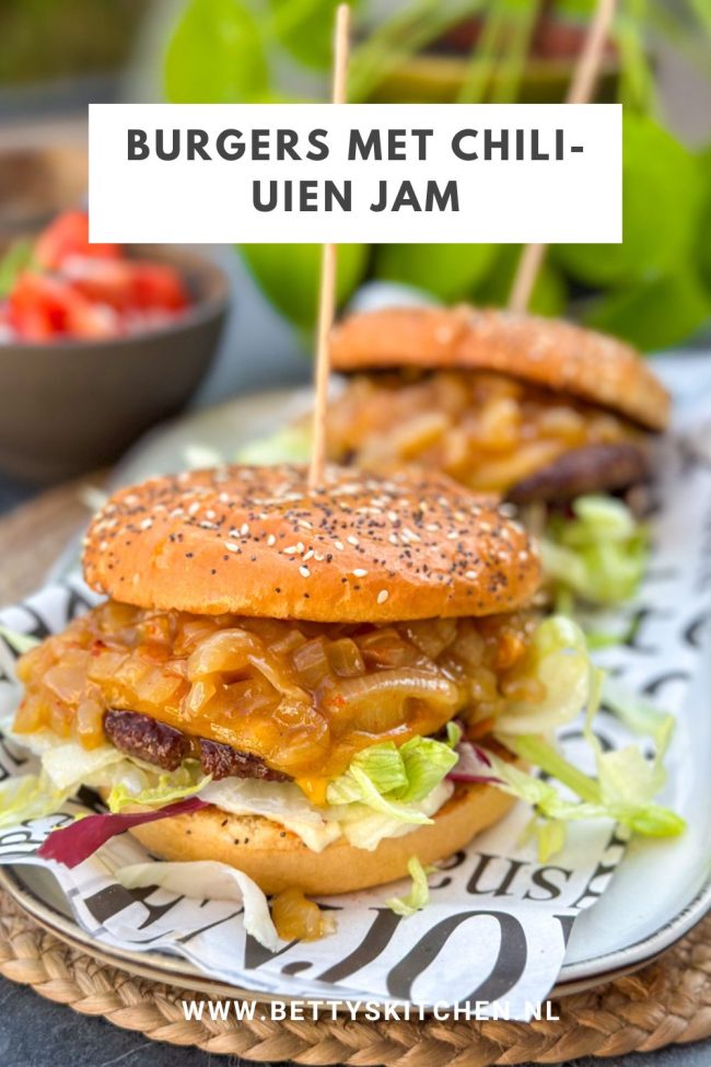 burgers met chili uien jam © bettyskitchen.nl
