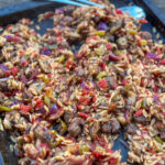 recept mediterraanse traybake met orzo en worst © bettyskitchen.nl
