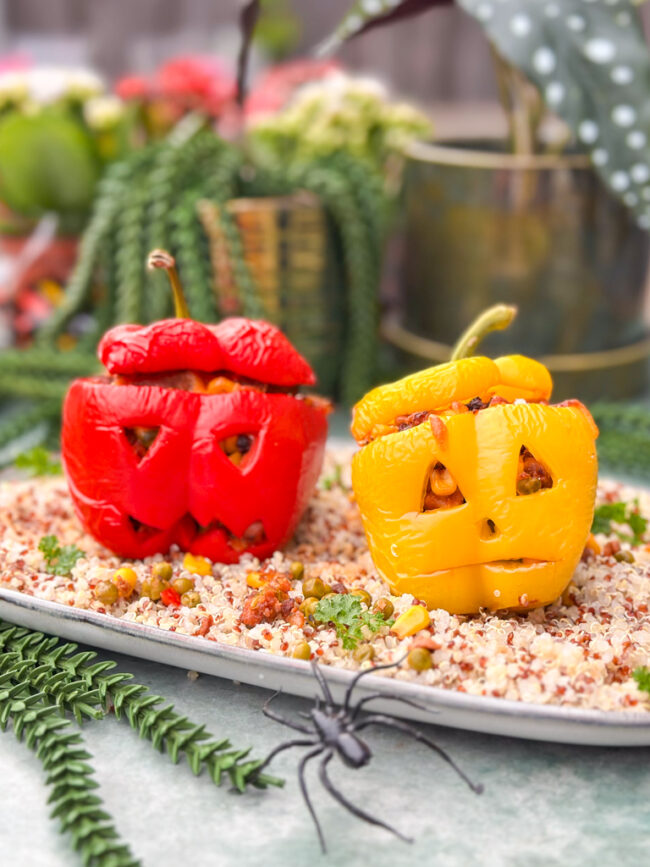 recept gevulde paprika's voor Halloween © bettyskitchen.nl