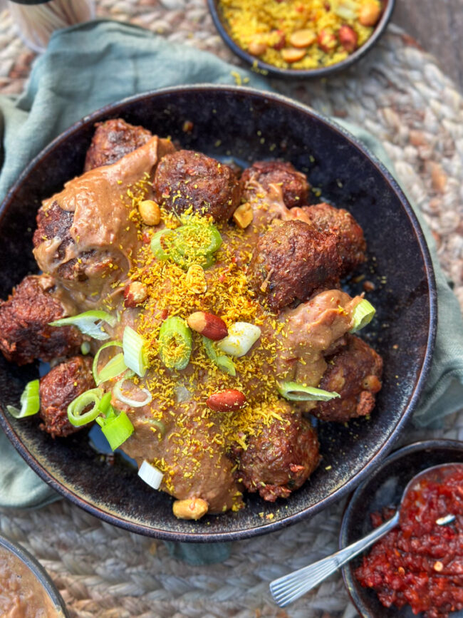 recept indonesische gehaktballetjes maken