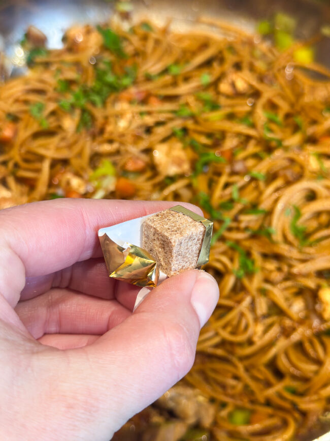 recept surinaamse bami met kip © bettyskitchen.nl